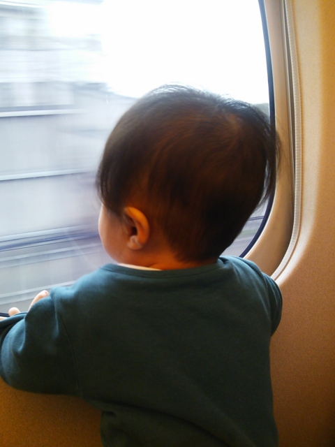 新幹線に赤ちゃん連れで乗るベストな席は グリーン車がいいとは限らない 豆子ママの情報日和